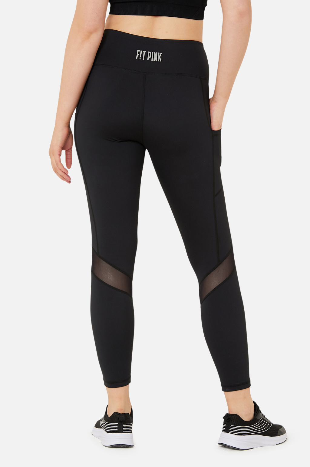Sports Leggings With Deep Side Pockets in Black
