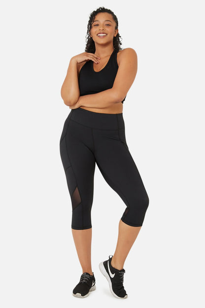 Cropped Sports Leggings V2 with Deep Side Pockets in Black